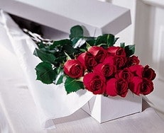 Ankara �i�ek�i d�kan� en �ok sat�lan �r�n�m�z kutuda 11 adet k�rm�z� g�l