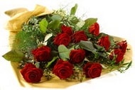 Ankara Bat�kent �i�ek�i firmas� �r�n�m�z taze g�l �i�ekleri demeti