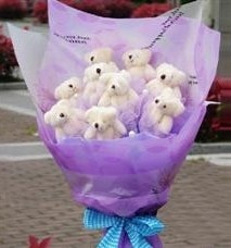 Sincan �i�ek�ileri firmam�zdan 11 adet ay�c�ktan g�rsel pelu� buketi